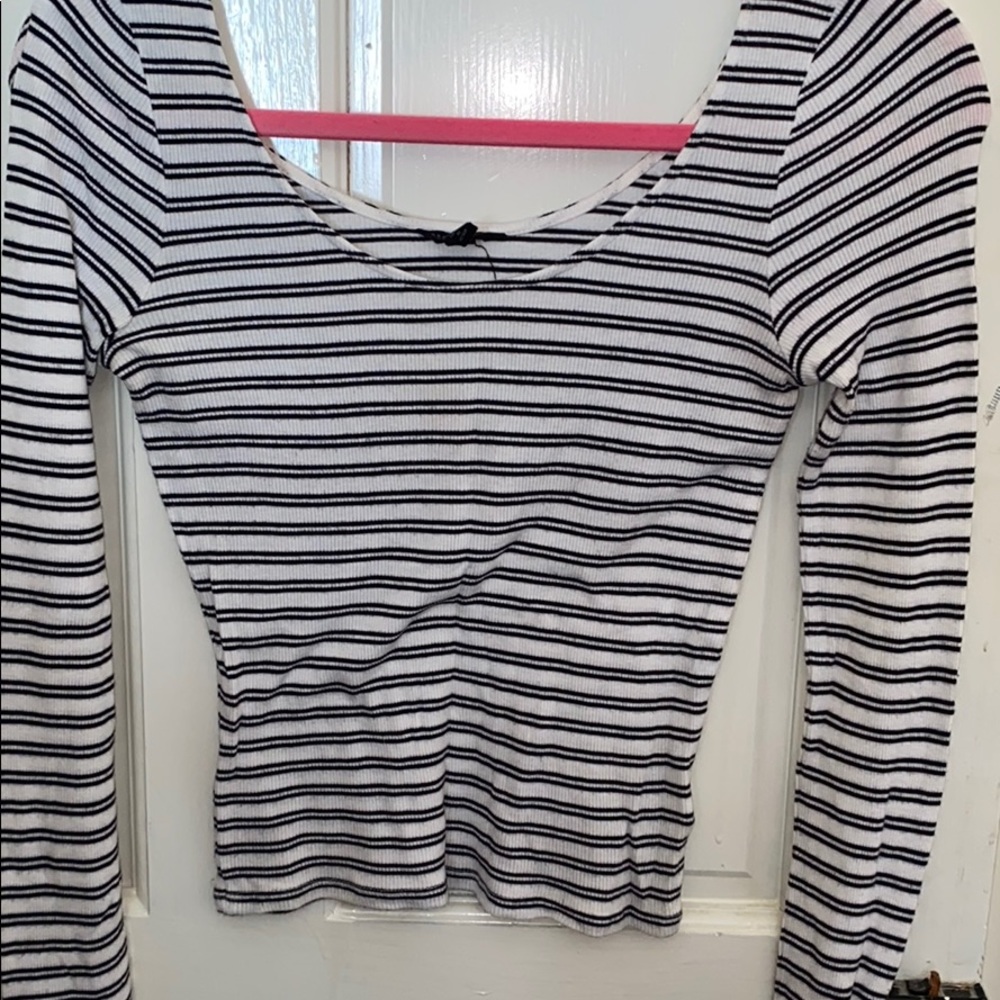 Striped long sleeve crop top